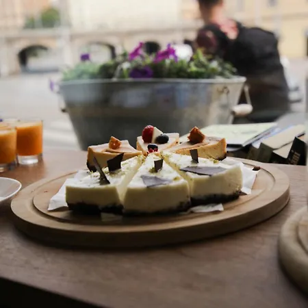 Wake Up Wellness By Goodnite Cz Хостел Брно