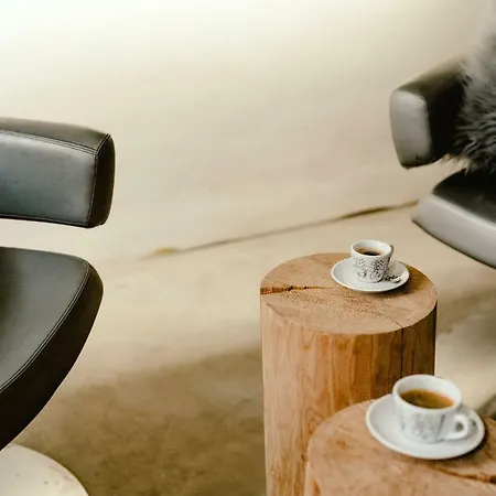 Wake Up Wellness By Goodnite Cz Хостел *