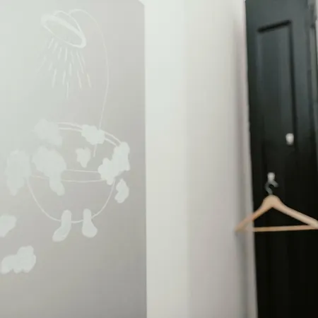 Wake Up Wellness By Goodnite Cz Хостел *